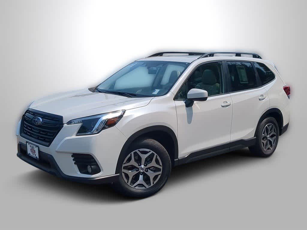 2023 Subaru Forester Premium -
                Oregon City, OR