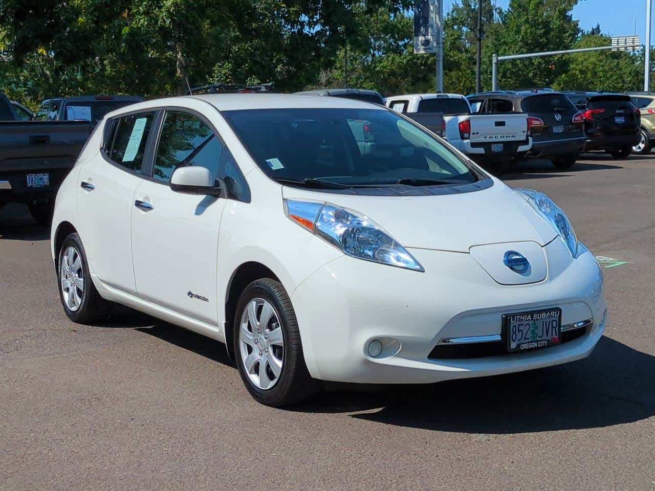 Used 2017 Nissan LEAF S with VIN 1N4BZ0CP6HC303470 for sale in Oregon City, OR