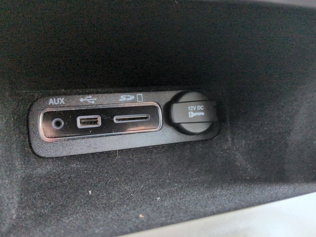 Thumbnail: 2014 Jeep Grand Cherokee - 37