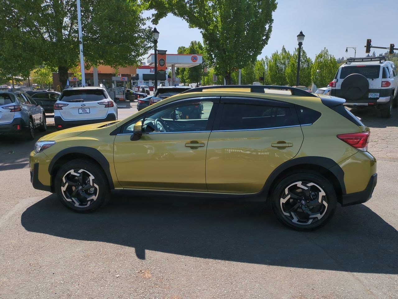 Used 2021 Subaru Crosstrek Limited with VIN JF2GTHMC5MH261027 for sale in Oregon City, OR