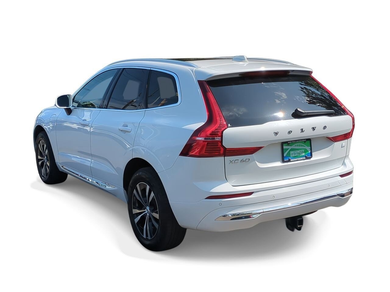 Thumbnail: 2022 Volvo XC60 - 6