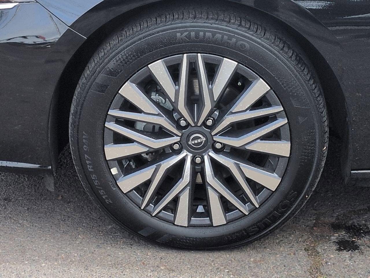 Thumbnail: 2025 Nissan Altima - 13