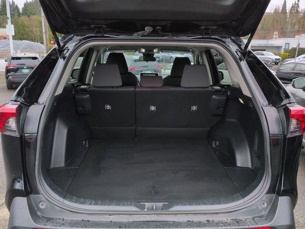 Thumbnail: 2024 Toyota RAV4 - 35