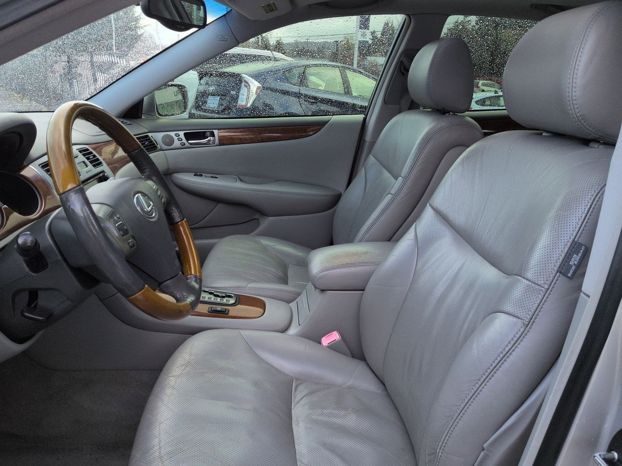 Thumbnail: 2005 Lexus ES - 16