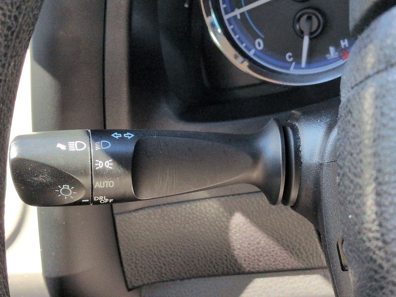Thumbnail: 2019 Toyota Corolla - 25