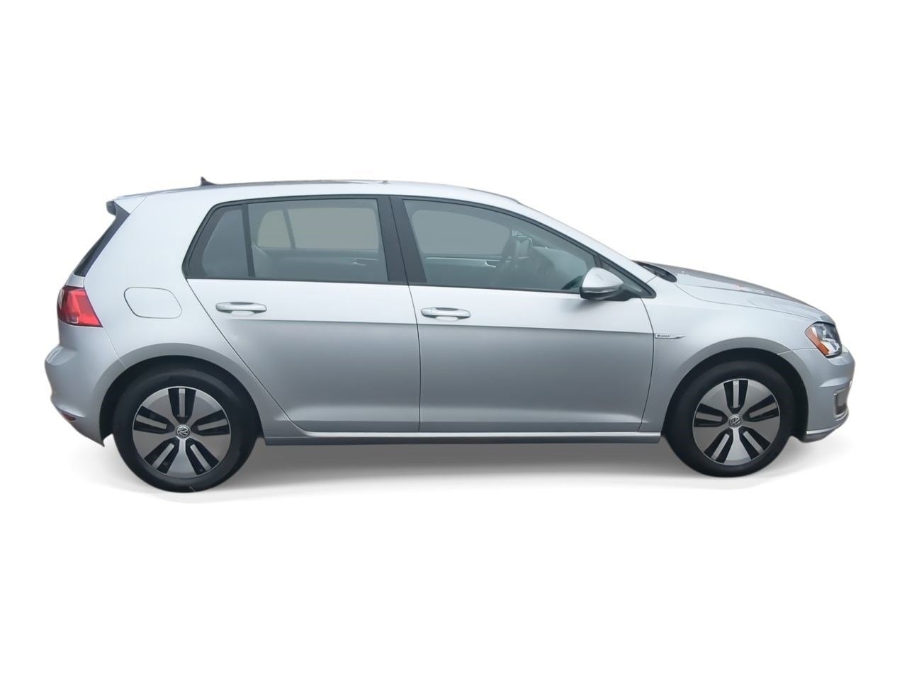 Thumbnail: 2016 Volkswagen e-Golf - 9