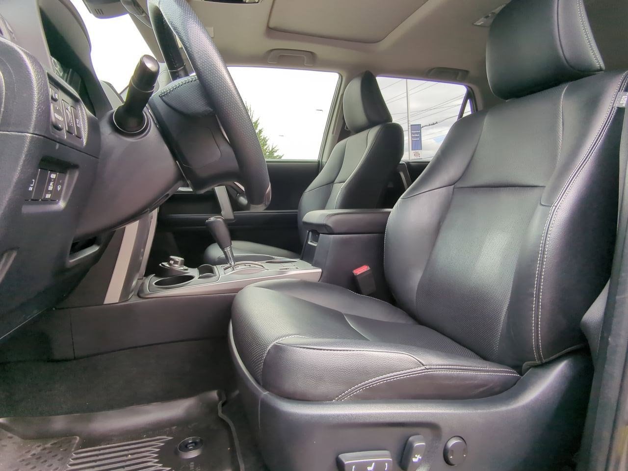 Thumbnail: 2023 Toyota 4Runner - 24