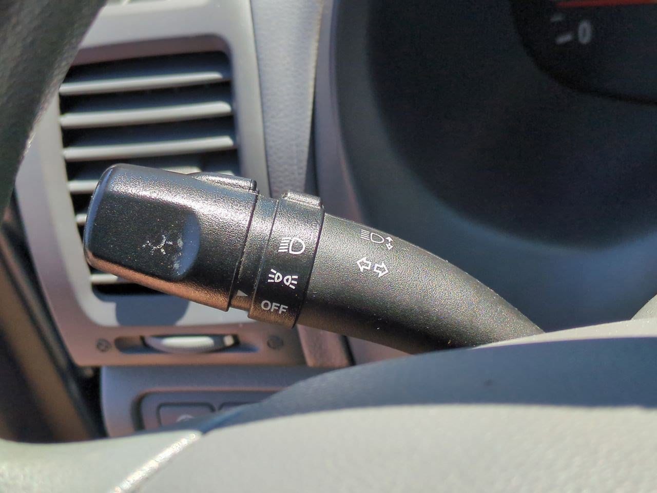 Thumbnail: 2011 Kia Sedona - 26