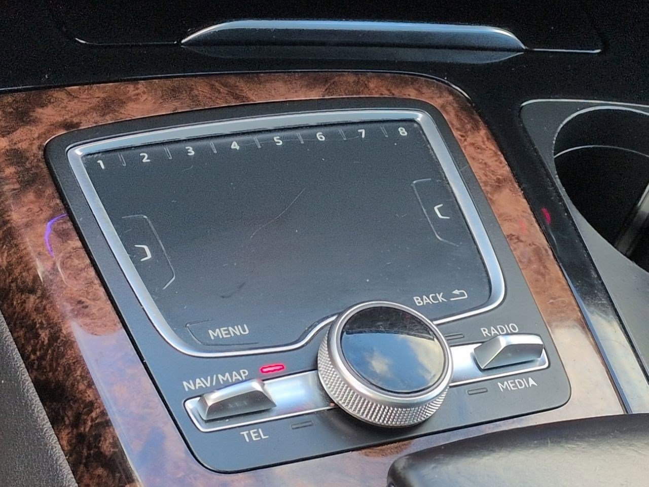 Thumbnail: 2017 Audi Q7 - 33