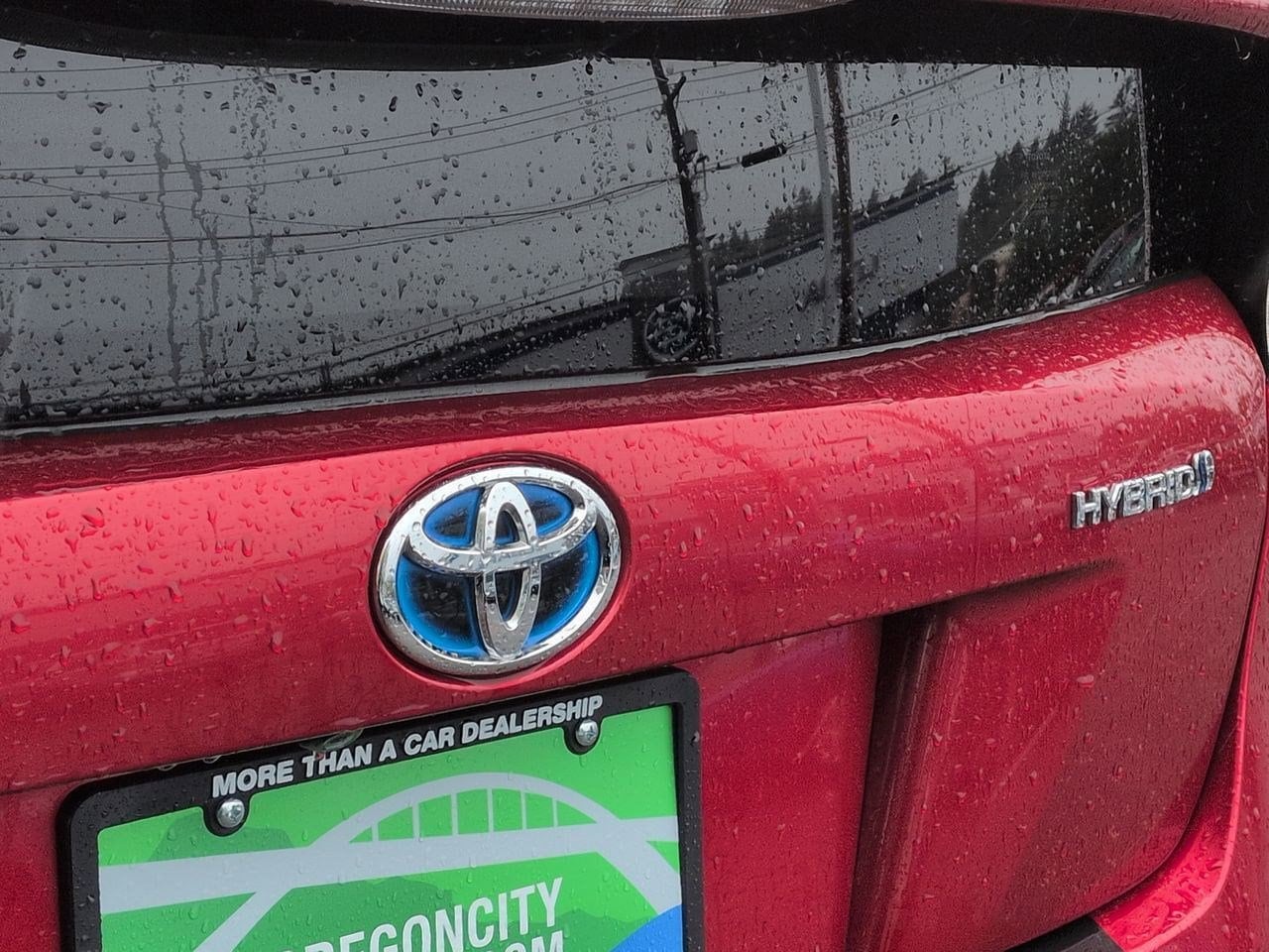 Thumbnail: 2016 Toyota Prius - 11