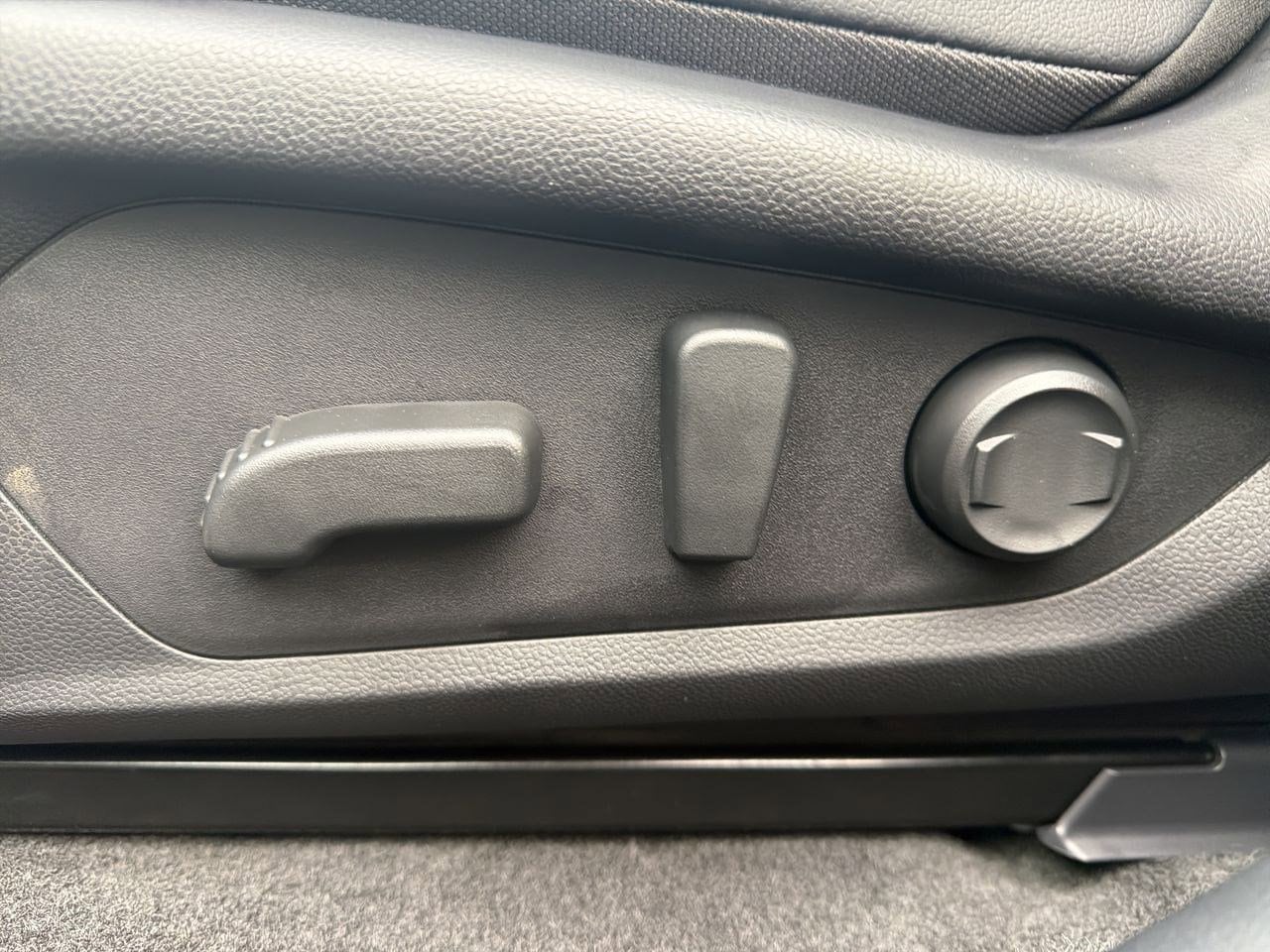 Thumbnail: 2025 Subaru Crosstrek - 25