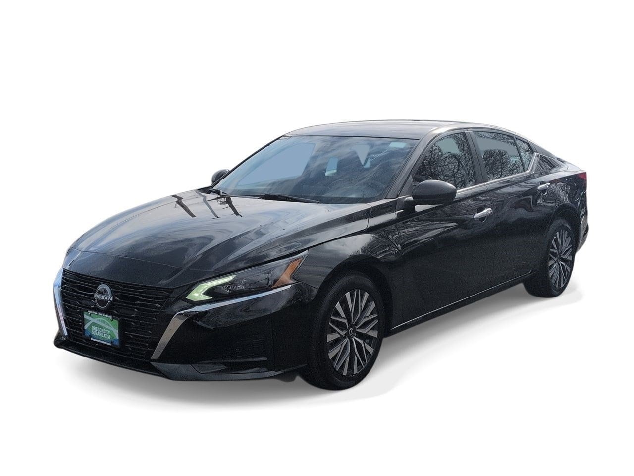 Thumbnail: 2025 Nissan Altima - 4