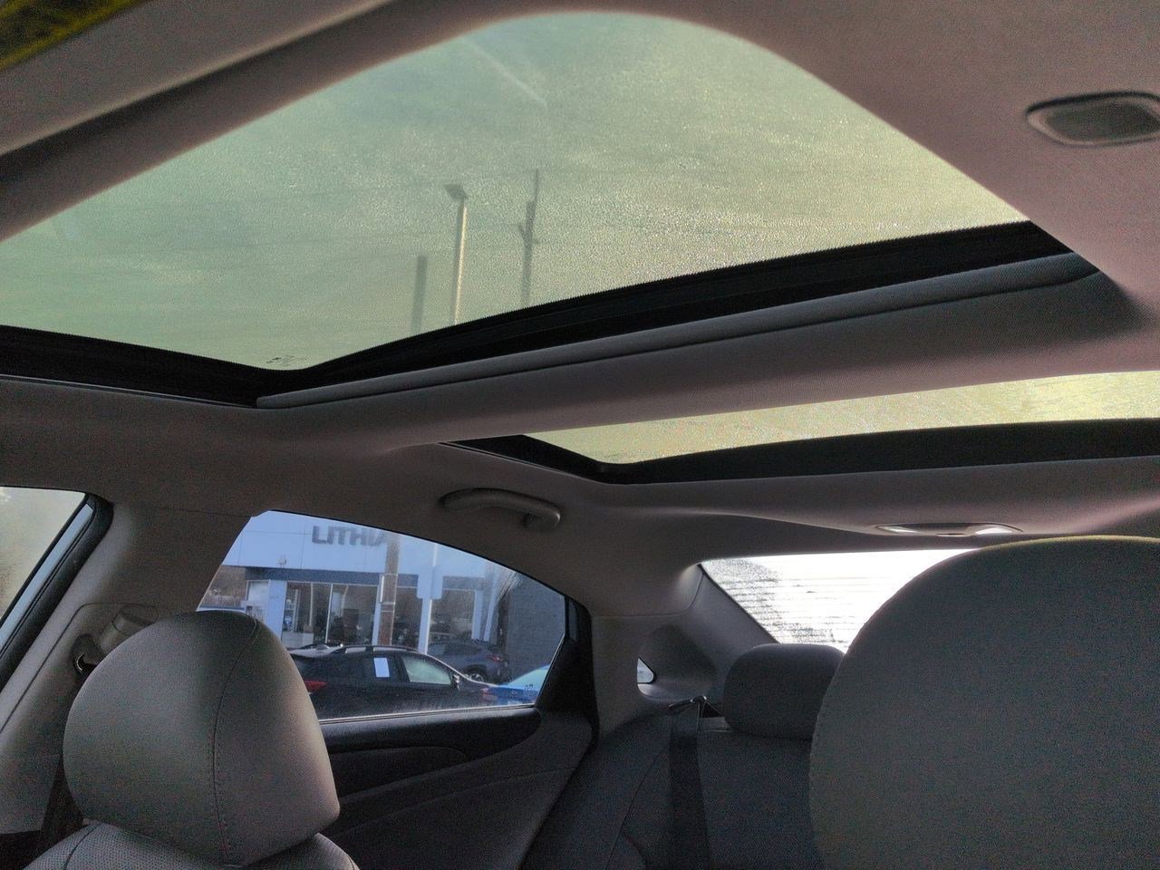 Thumbnail: 2015 Hyundai Sonata - 20