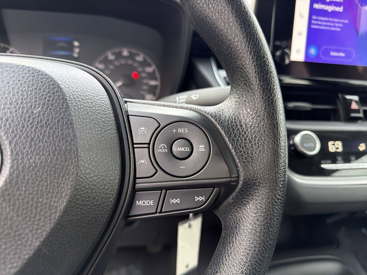 Thumbnail: 2023 Toyota Corolla - 30