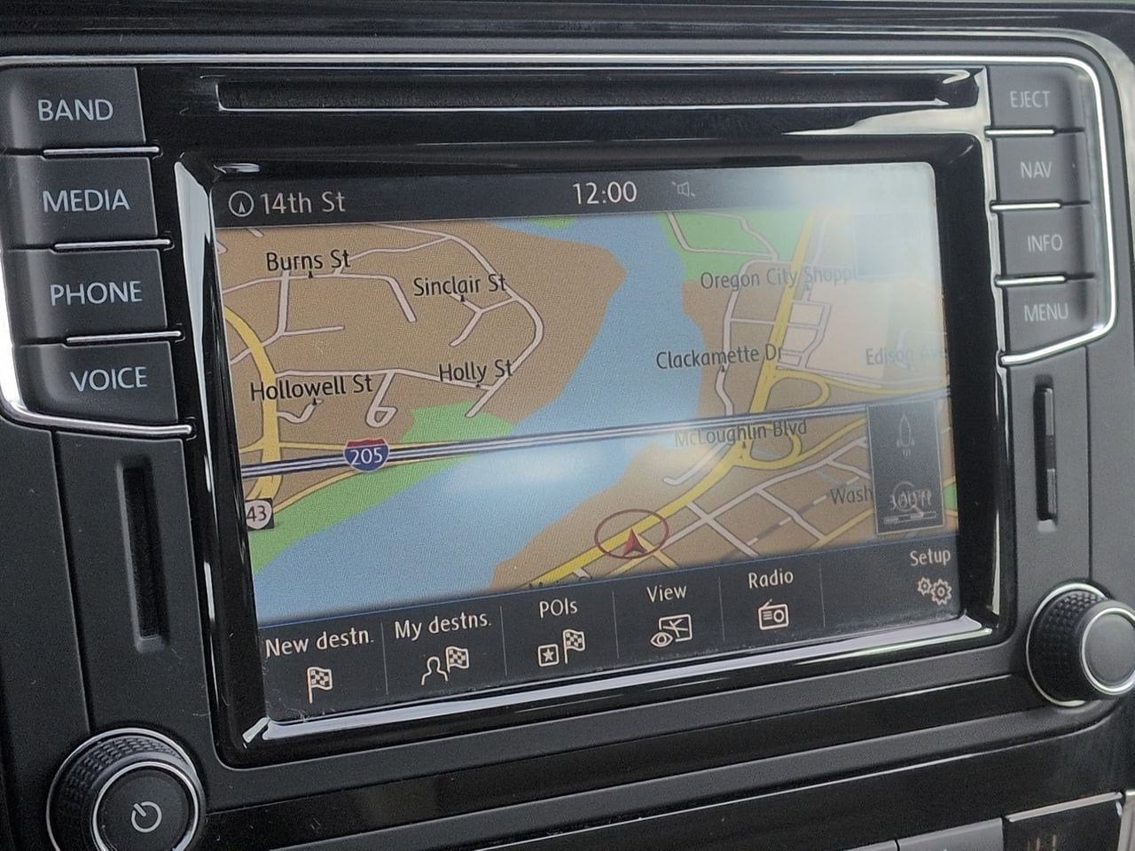 Thumbnail: 2017 Volkswagen Passat - 31