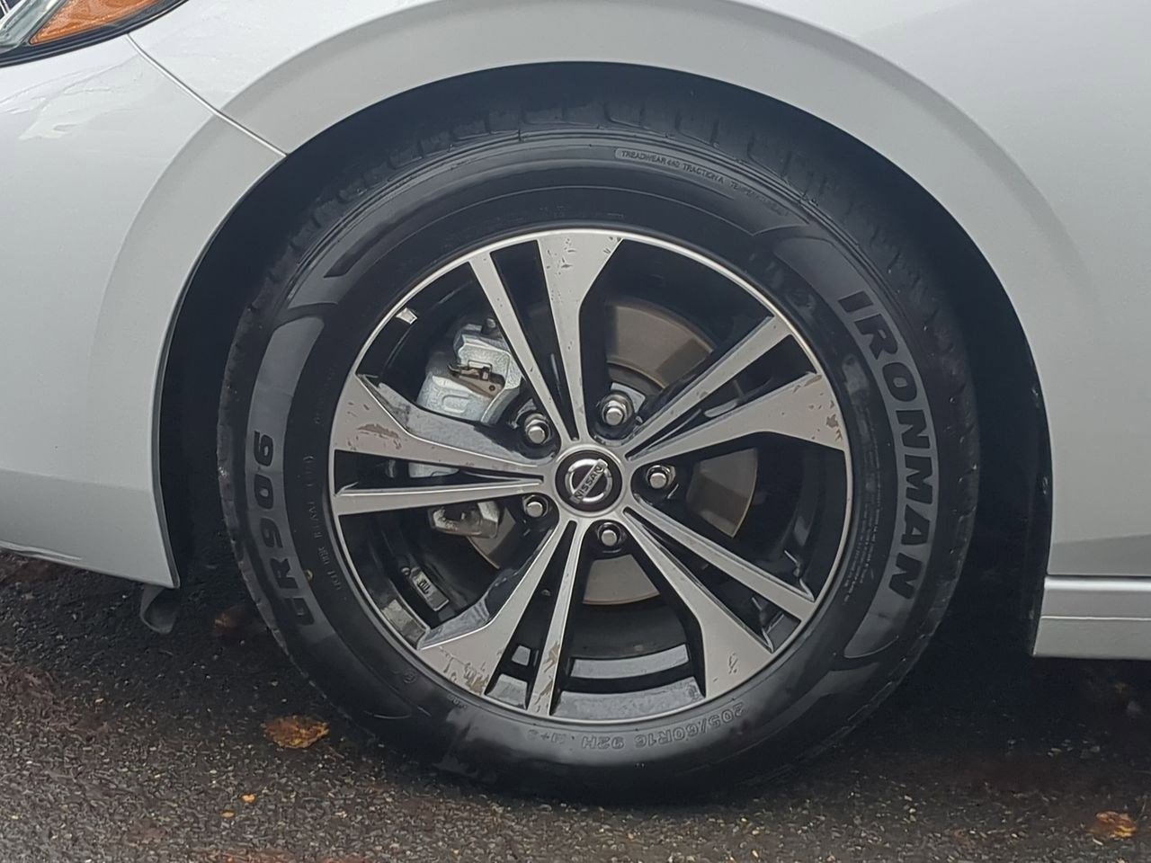 Thumbnail: 2023 Nissan Sentra - 13