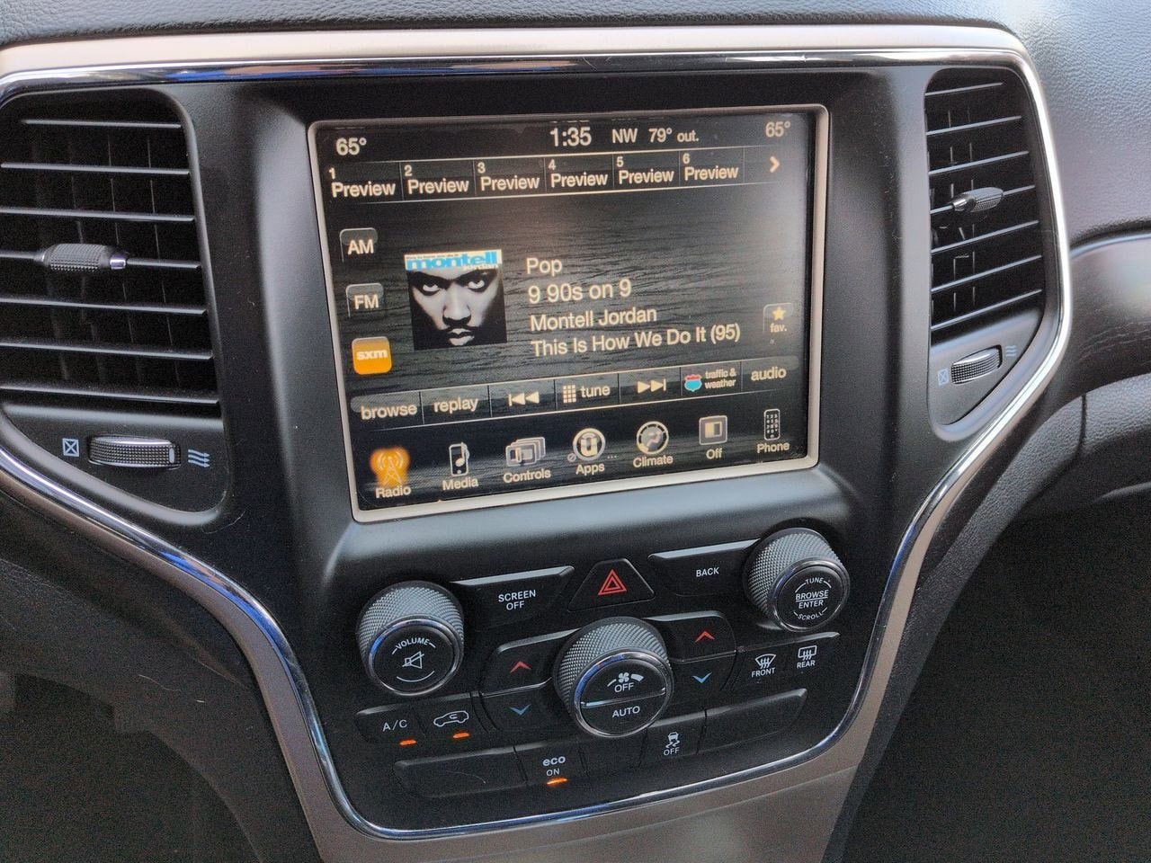 Thumbnail: 2014 Jeep Grand Cherokee - 35