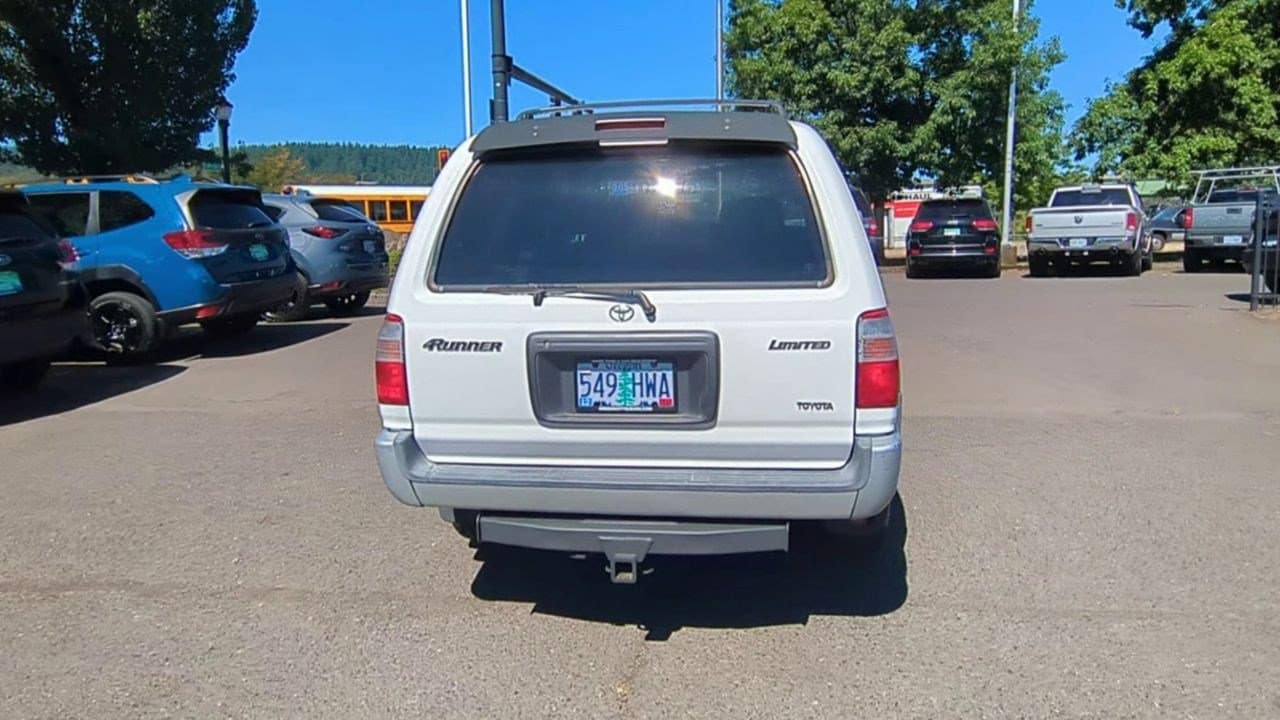Thumbnail: 2000 Toyota 4Runner - 7