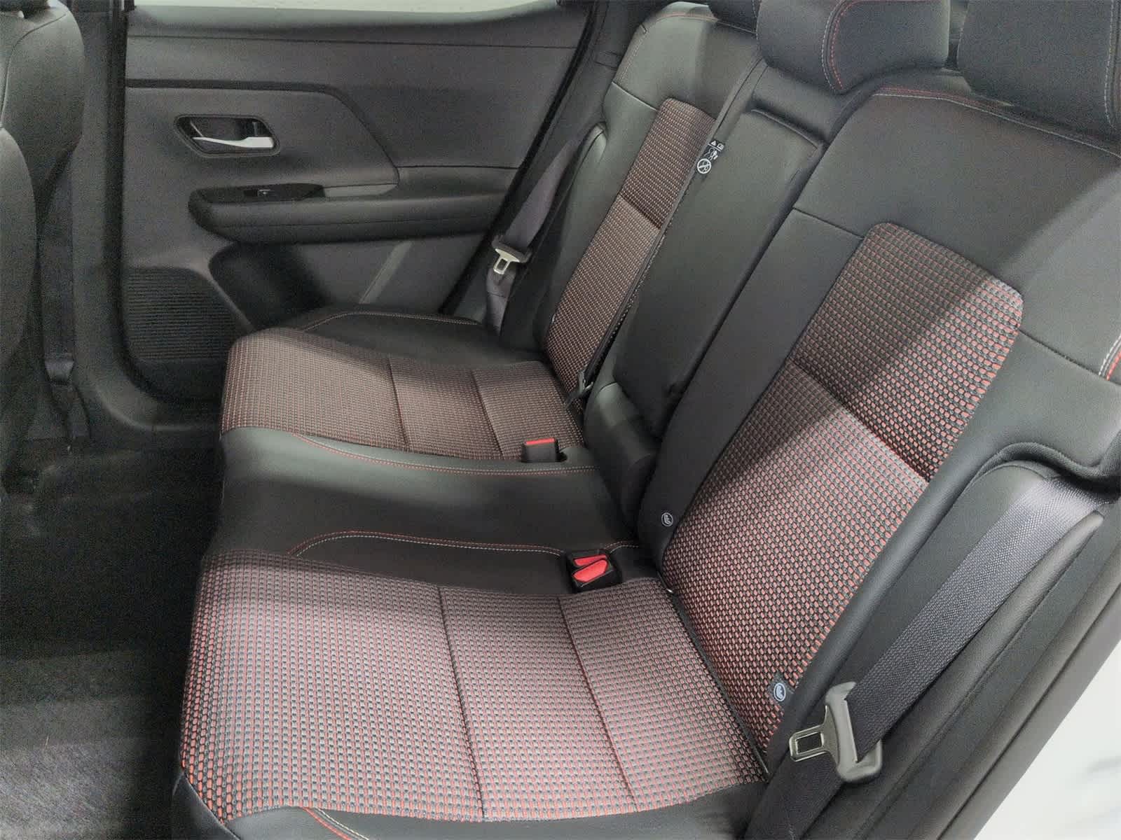 Thumbnail: 2026 Nissan Kicks - 13