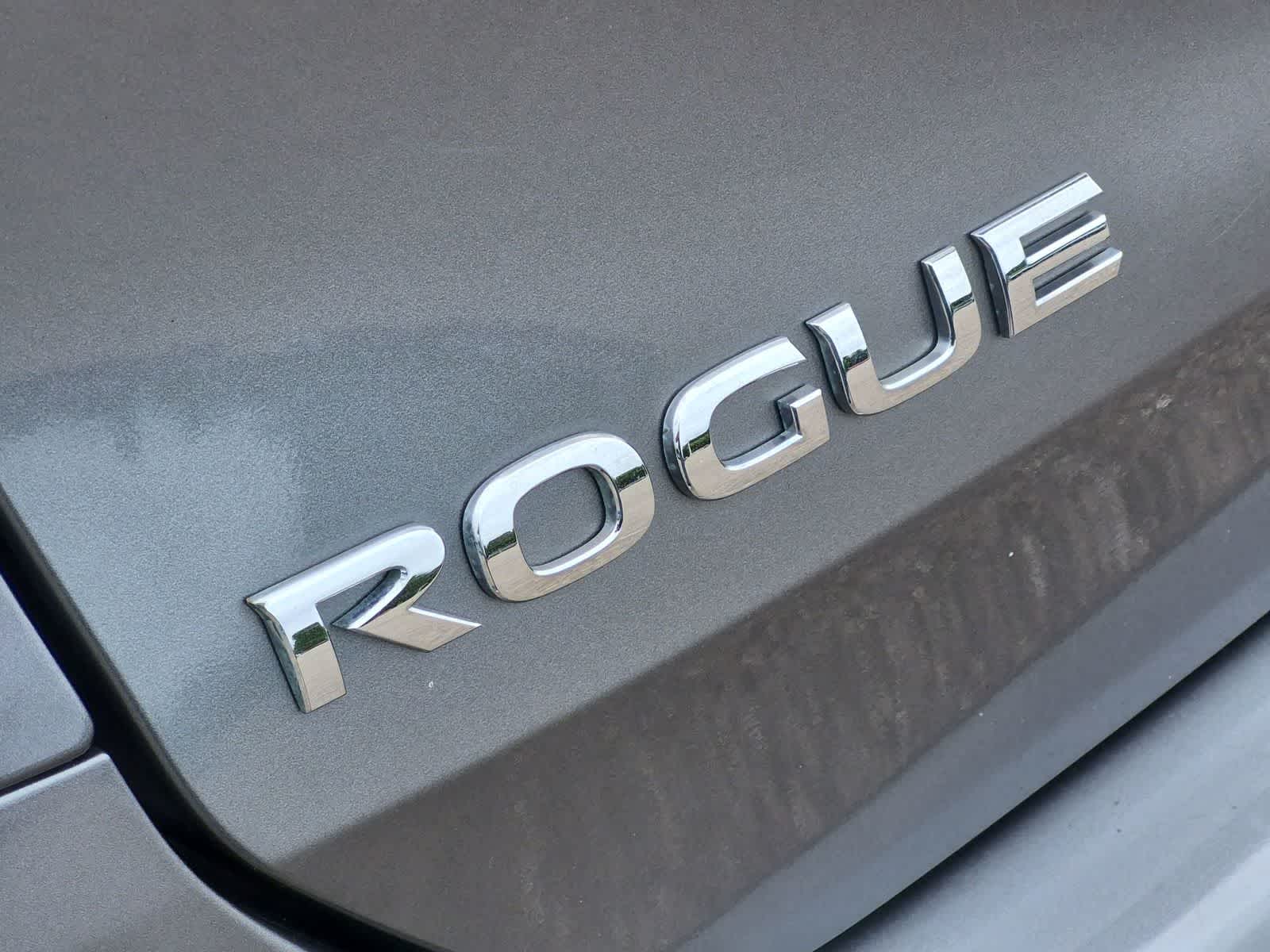 Thumbnail: 2016 Nissan Rogue - 13