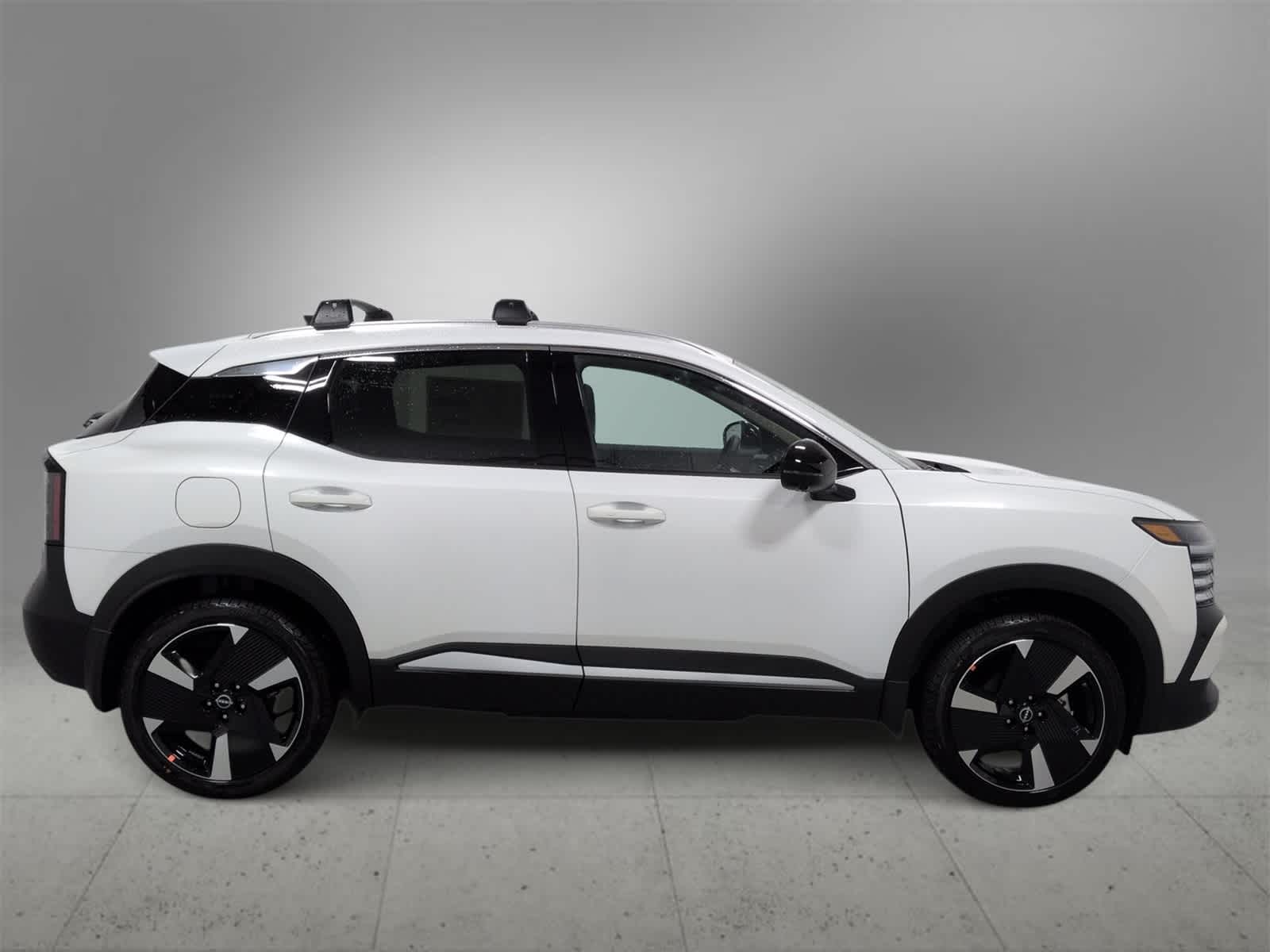 Thumbnail: 2026 Nissan Kicks - 9