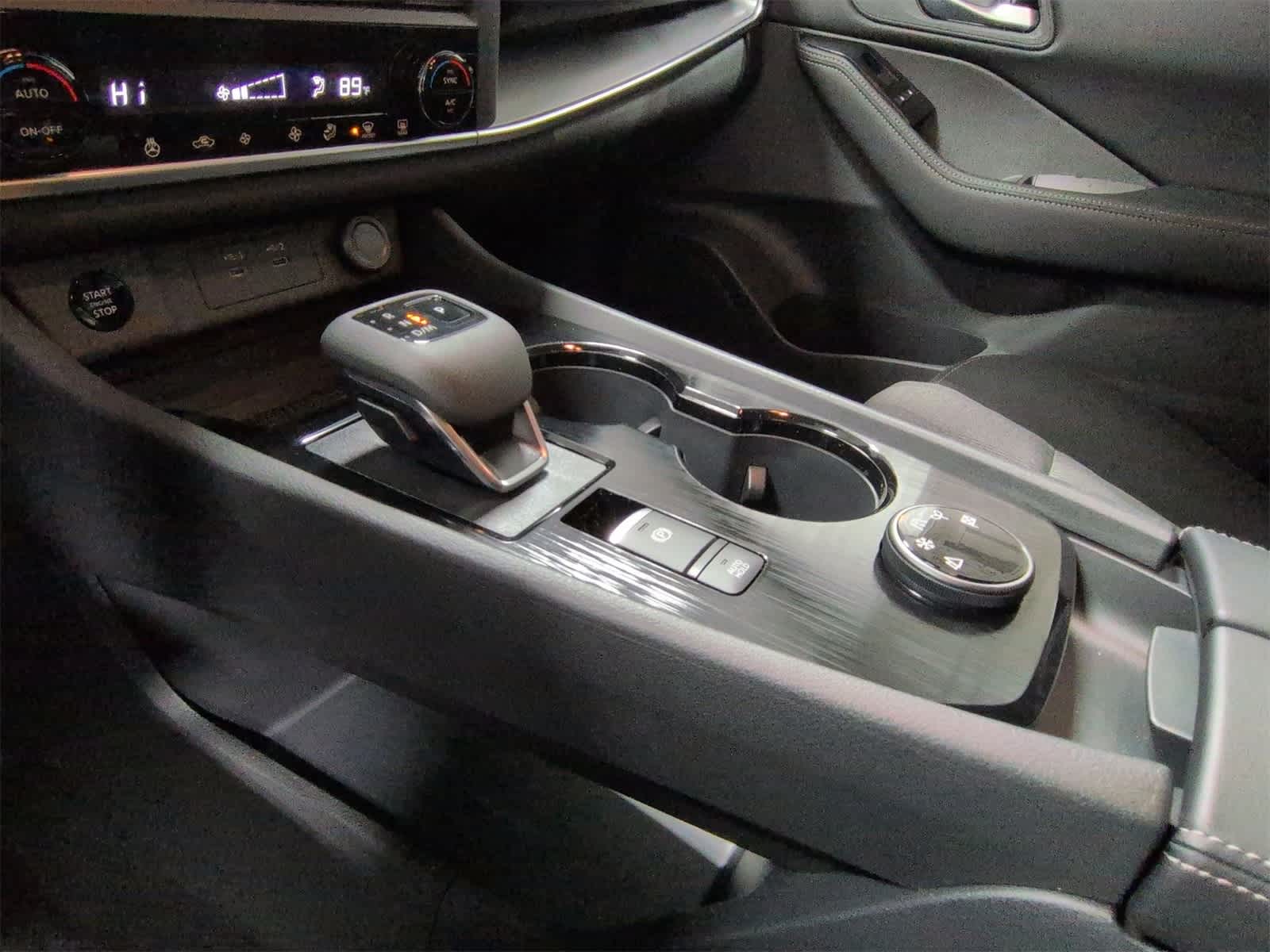 Thumbnail: 2026 Nissan Rogue - 31