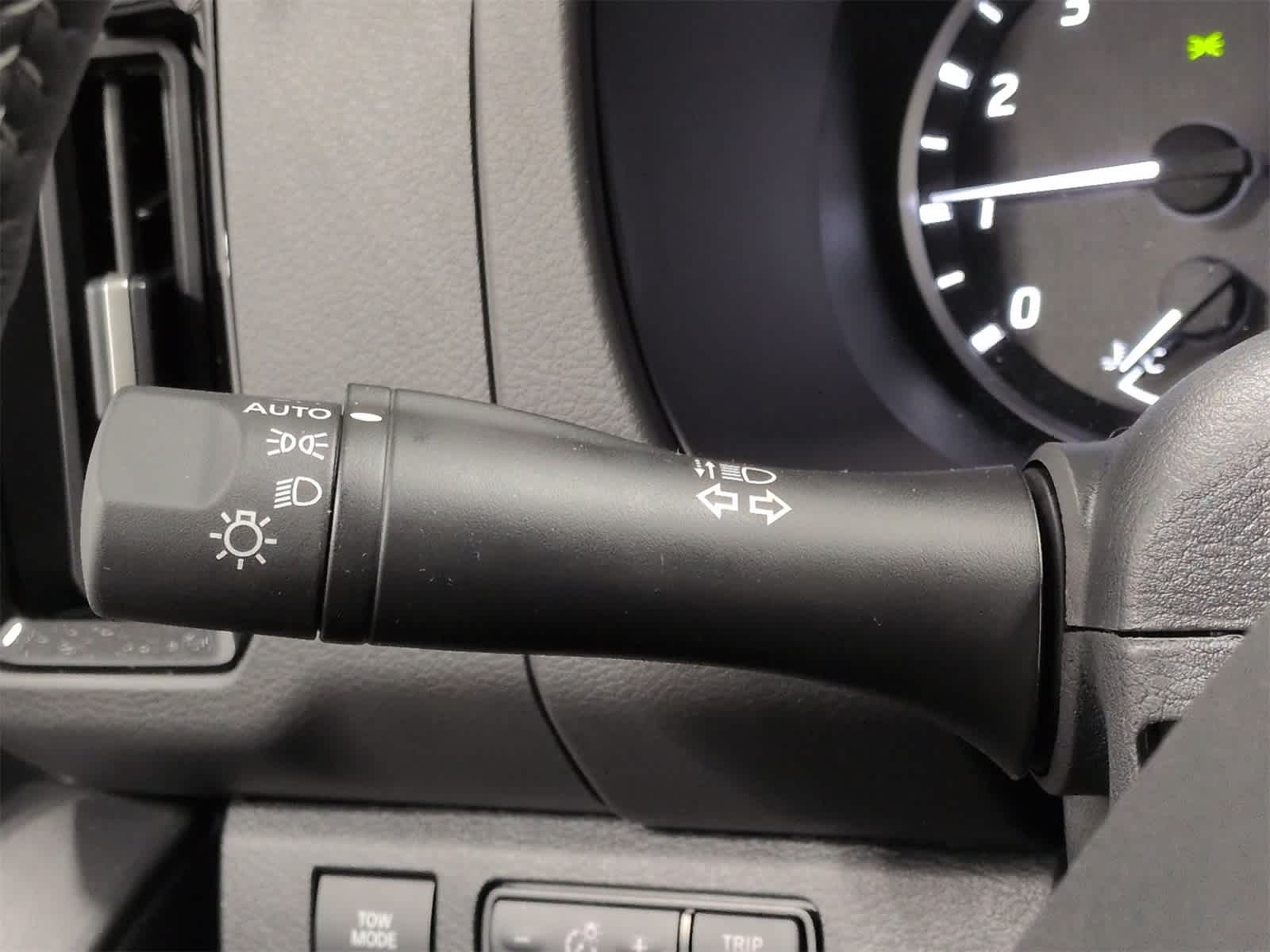 Thumbnail: 2026 Nissan Frontier - 27