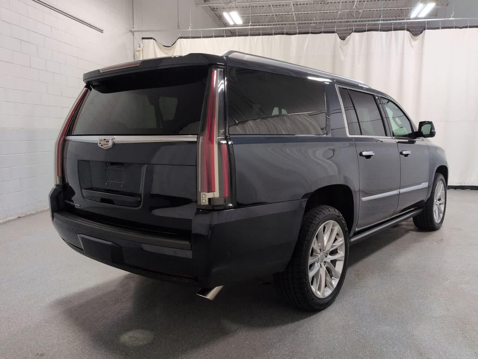 Thumbnail: 2019 Cadillac Escalade - 13