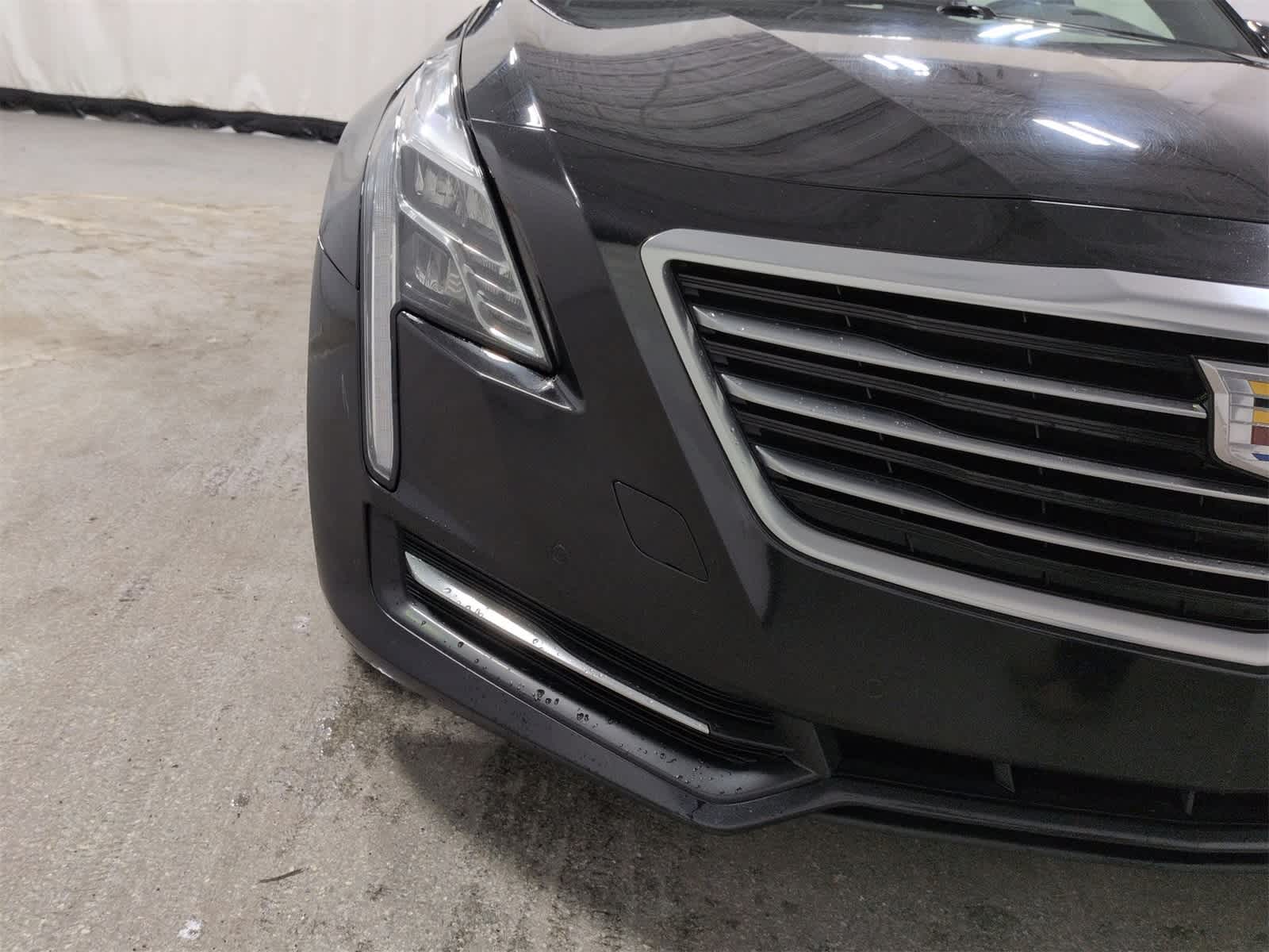 Thumbnail: 2017 Cadillac CT6 - 11