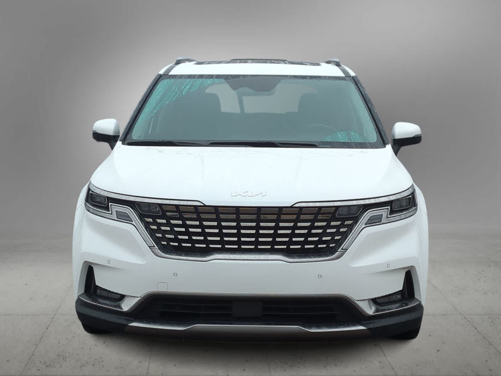 Thumbnail: 2023 Kia Carnival - 3