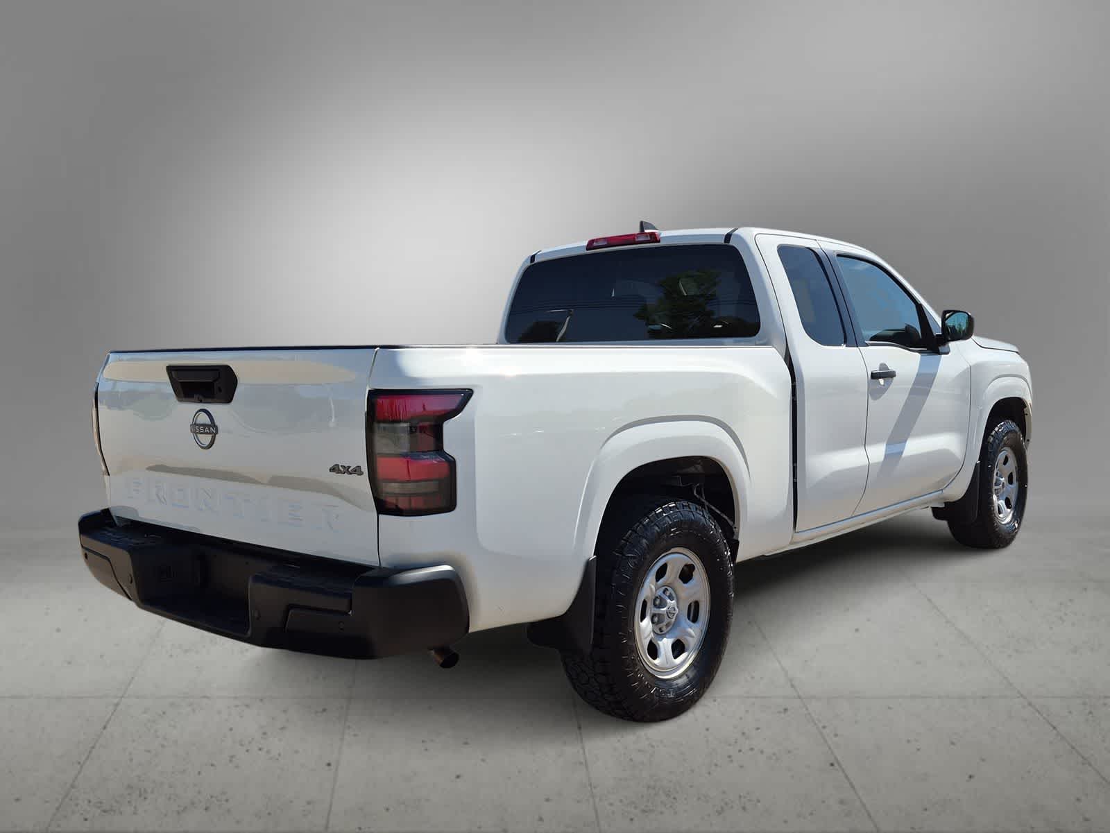 Thumbnail: 2023 Nissan Frontier - 8