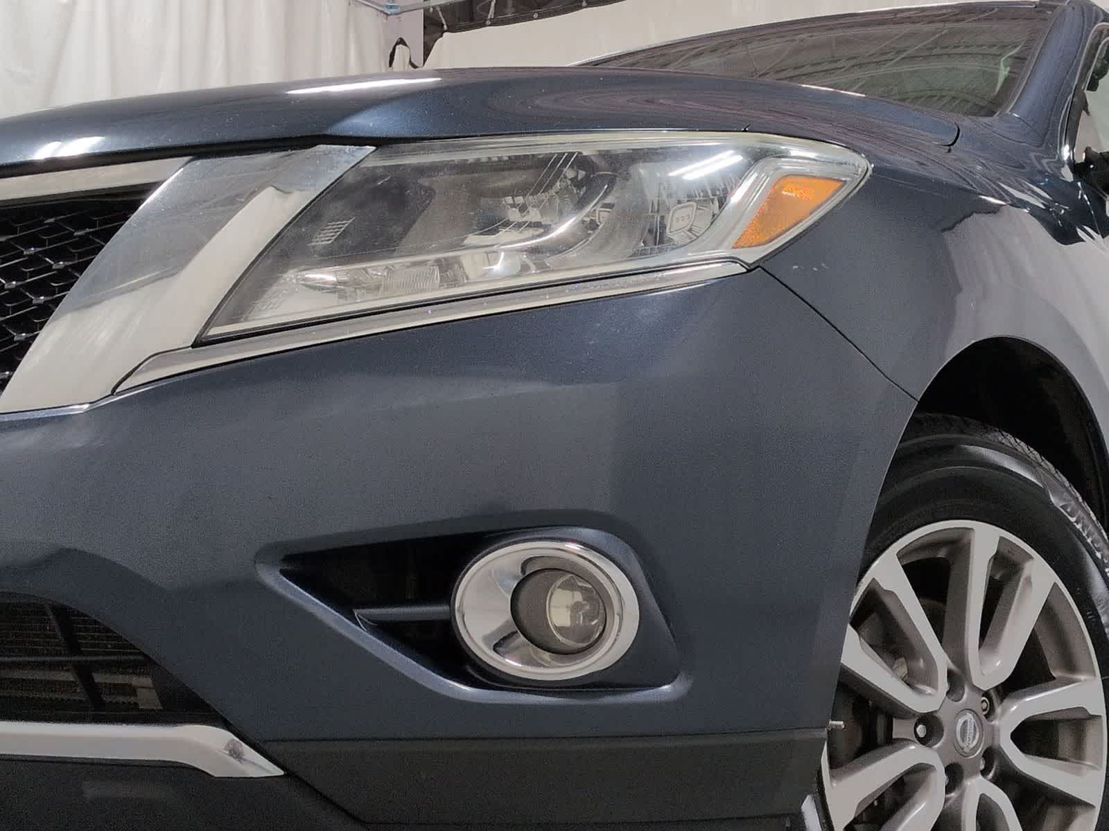 Thumbnail: 2014 Nissan Pathfinder - 11
