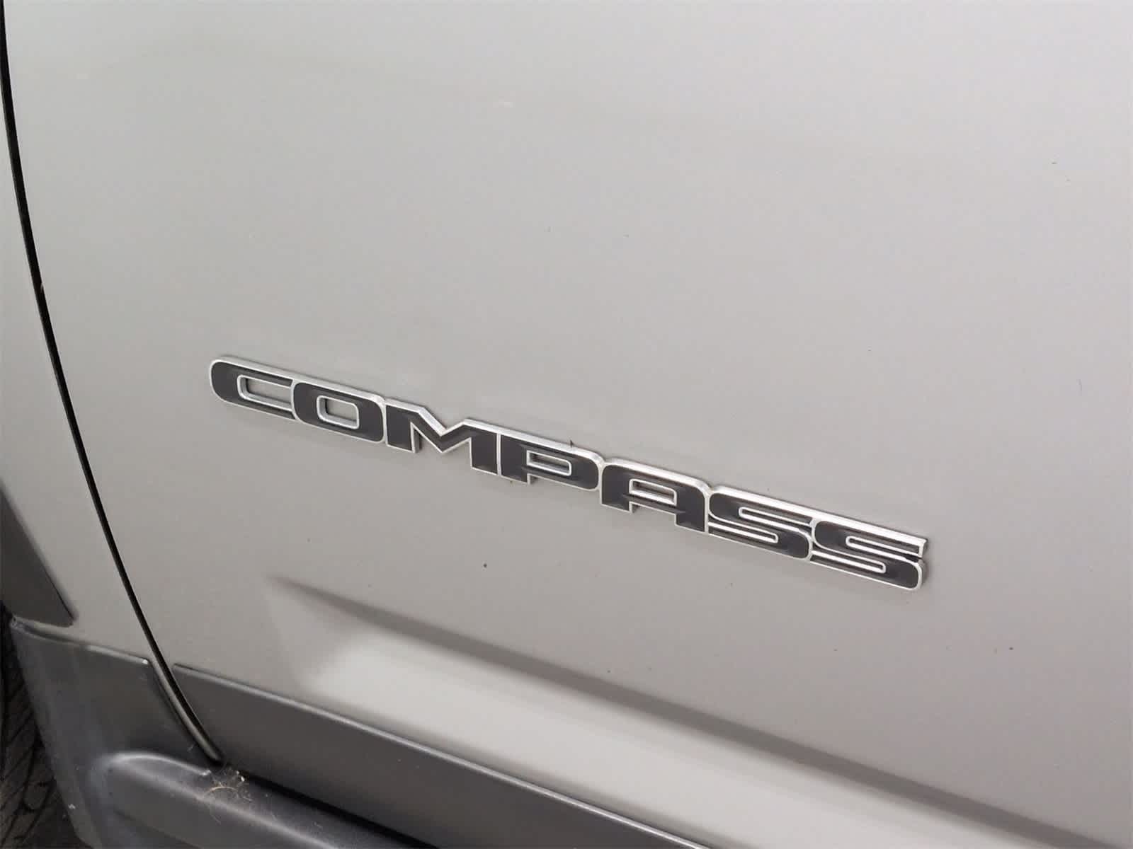 2014 Jeep Compass Latitude photo 4