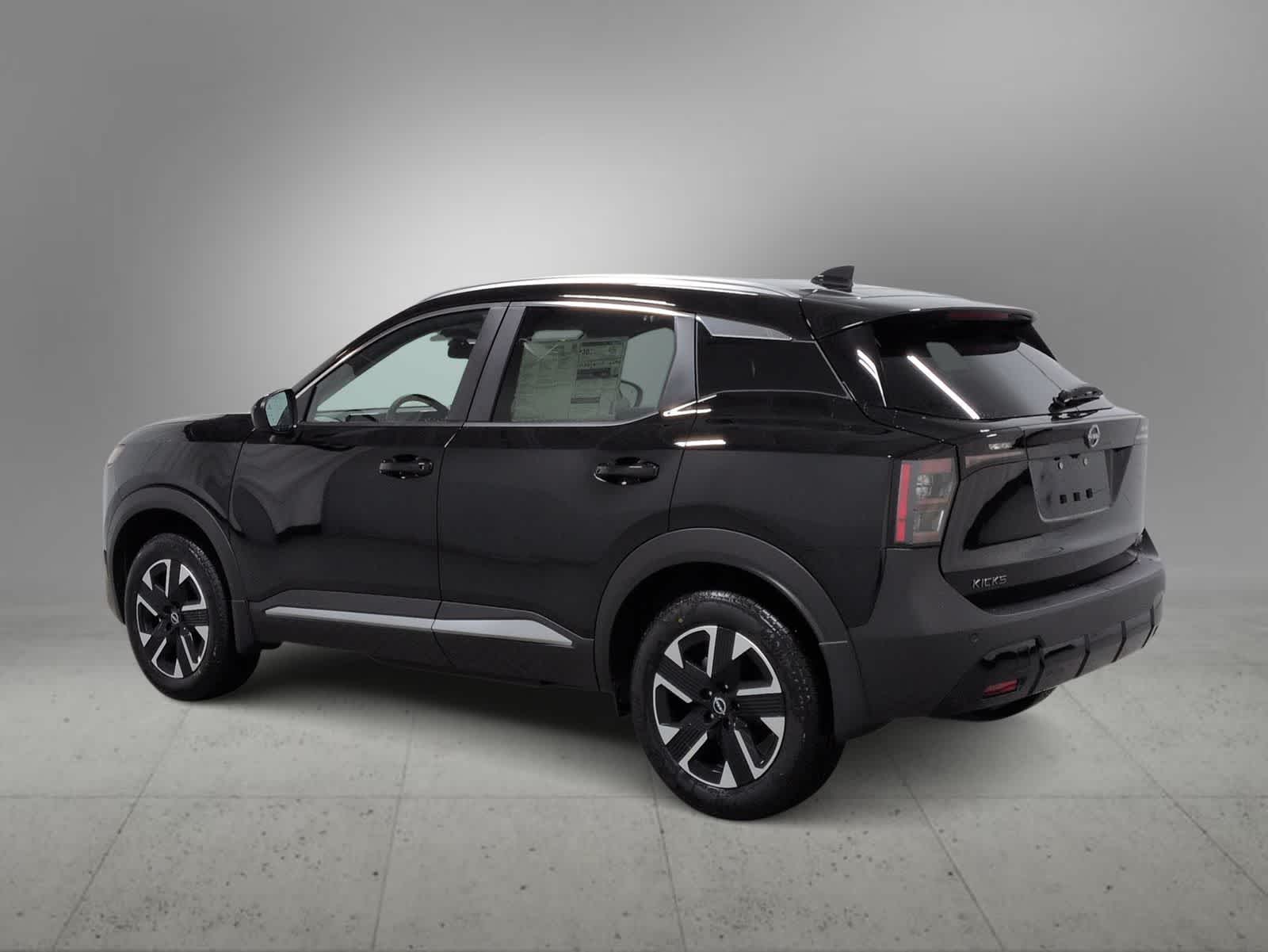 Thumbnail: 2026 Nissan Kicks - 6