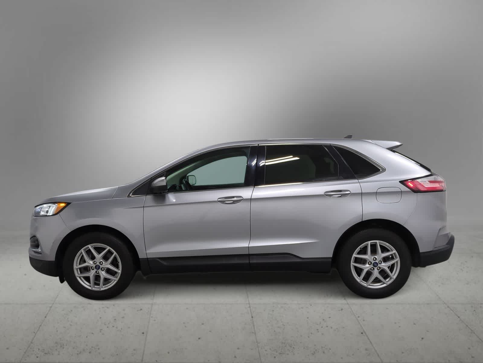 Thumbnail: 2022 Ford Edge - 5