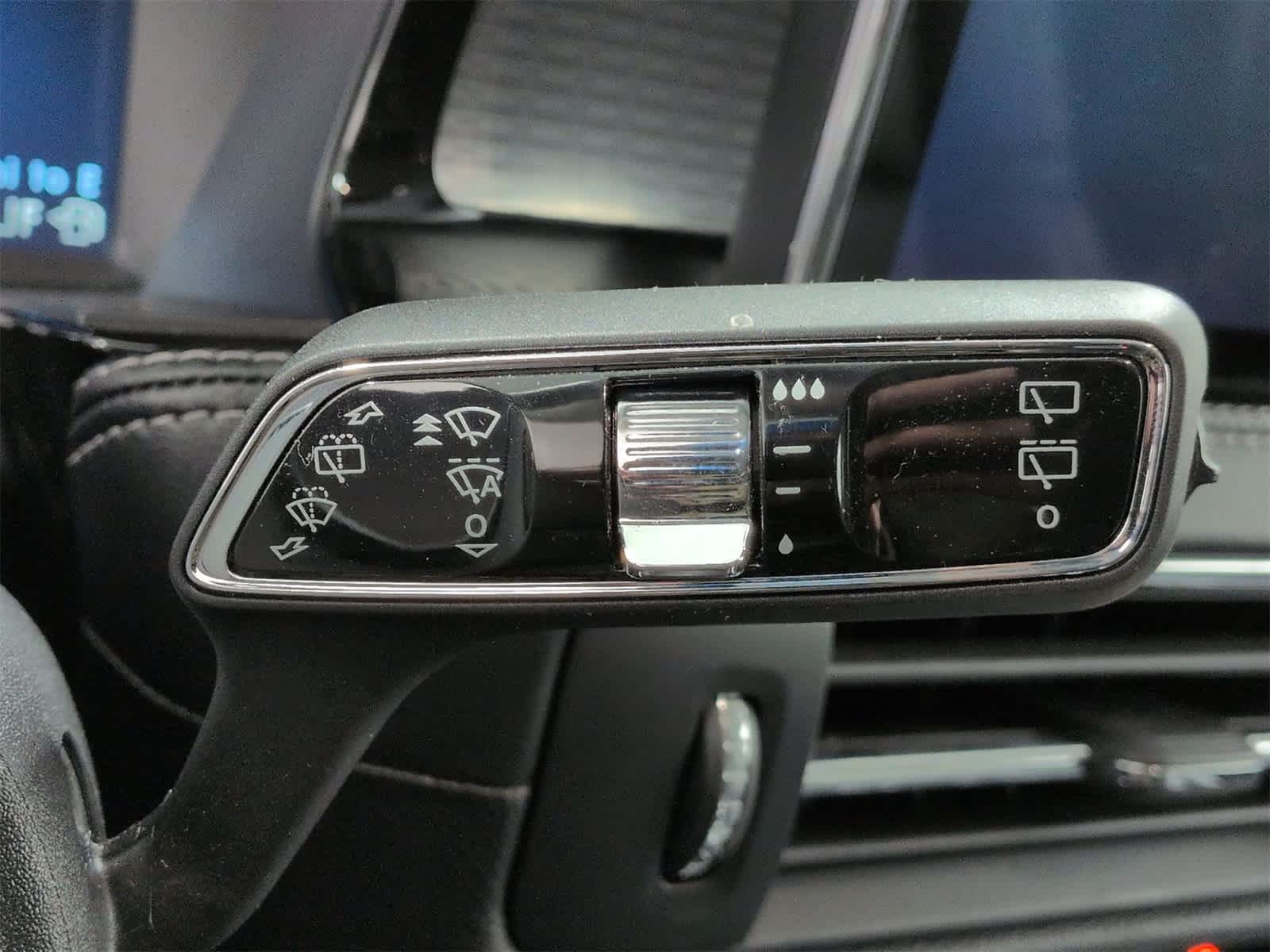 Thumbnail: 2023 Lincoln Corsair - 18