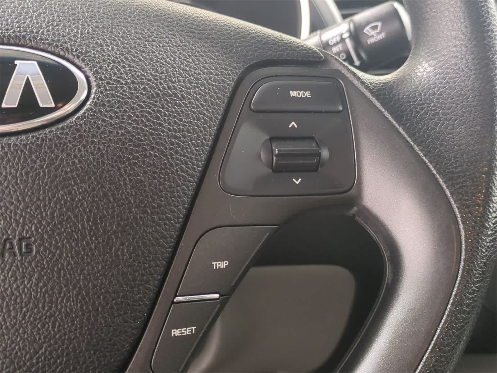 Thumbnail: 2015 Kia Forte - 24
