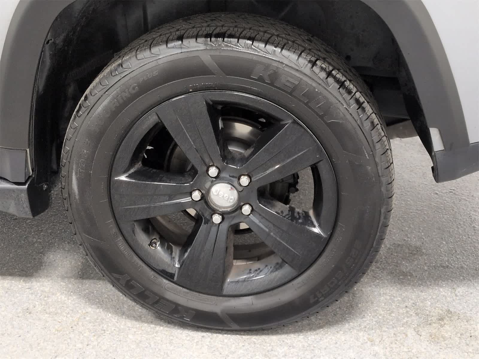 Thumbnail: 2014 Jeep Compass - 6