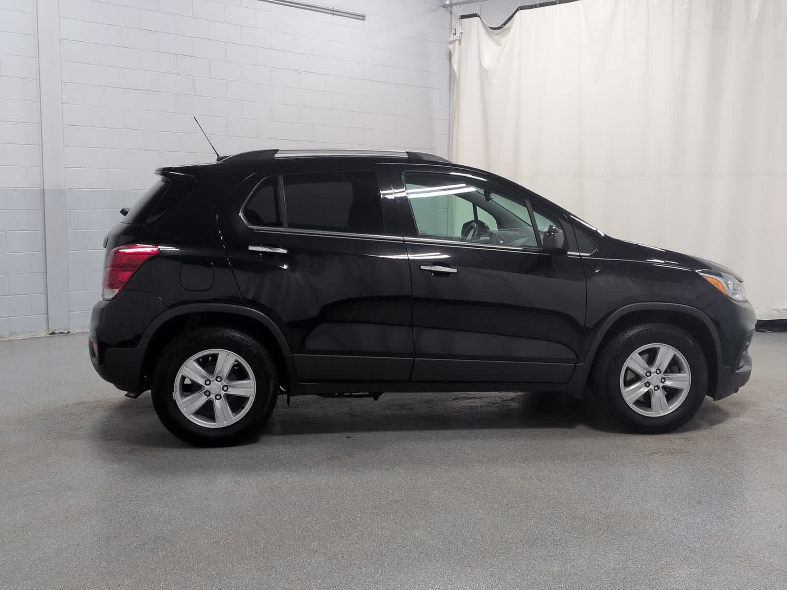 Thumbnail: 2019 Chevrolet Trax - 15