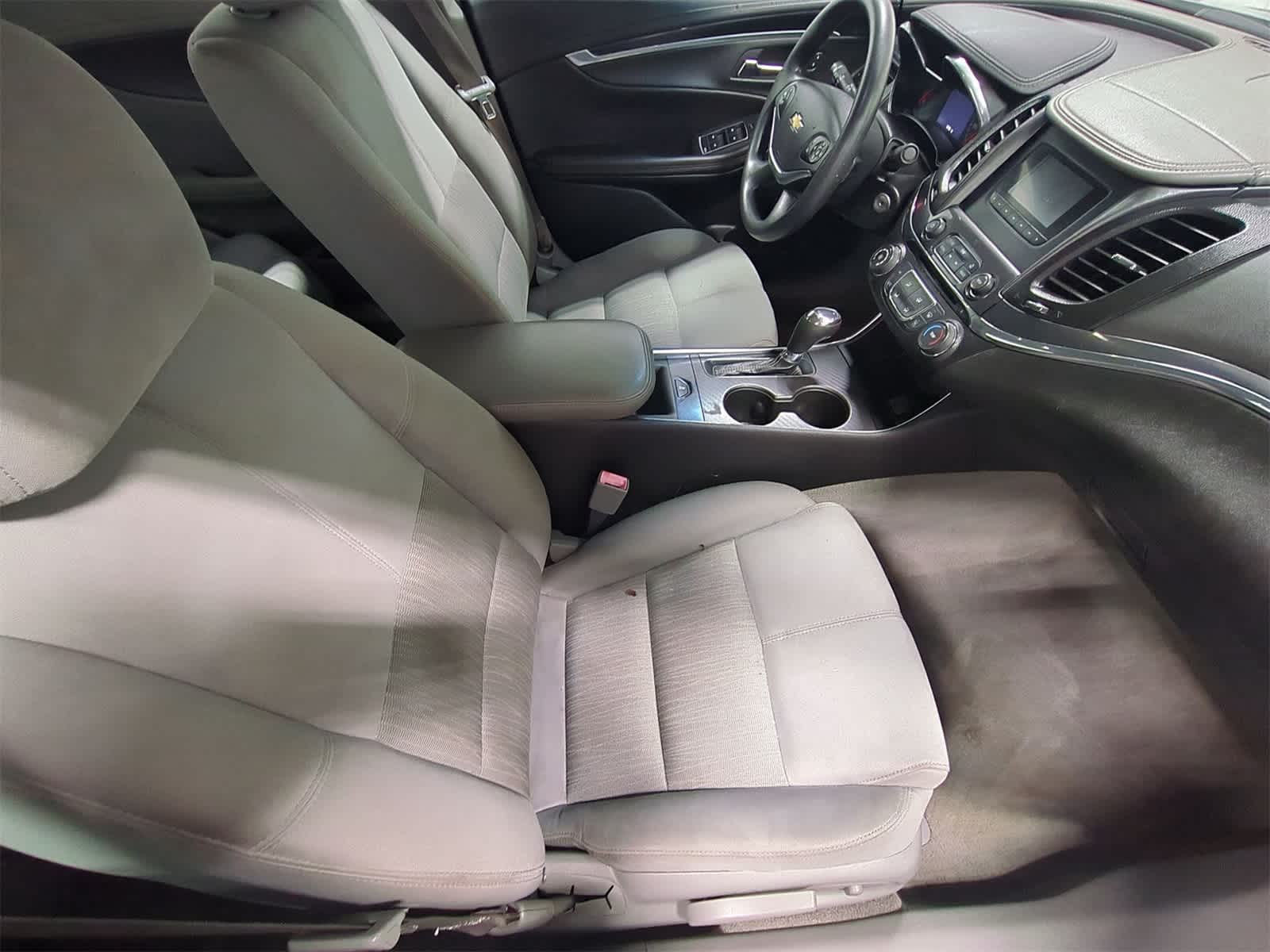 Thumbnail: 2014 Chevrolet Impala - 21