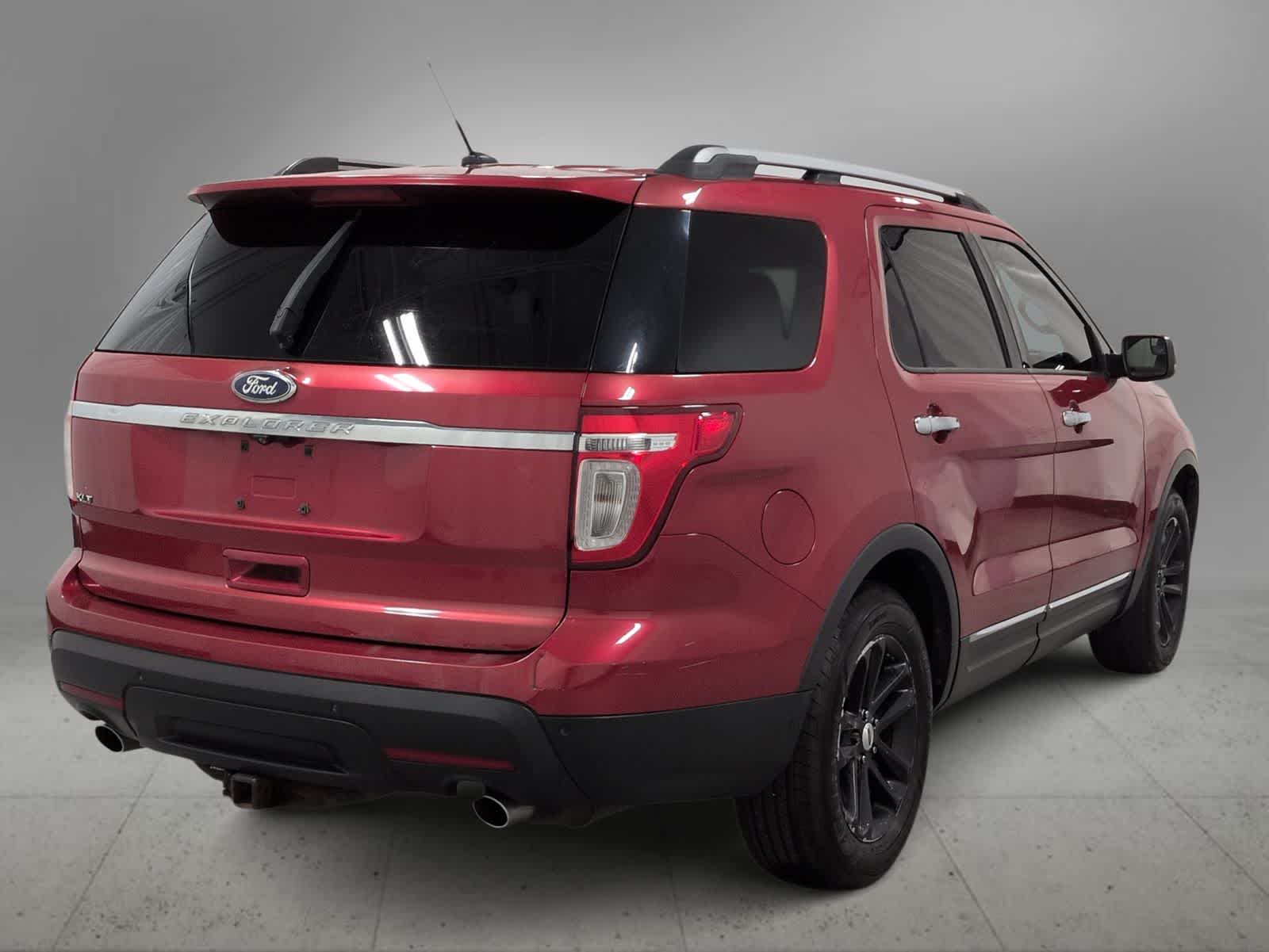 Thumbnail: 2012 Ford Explorer - 8