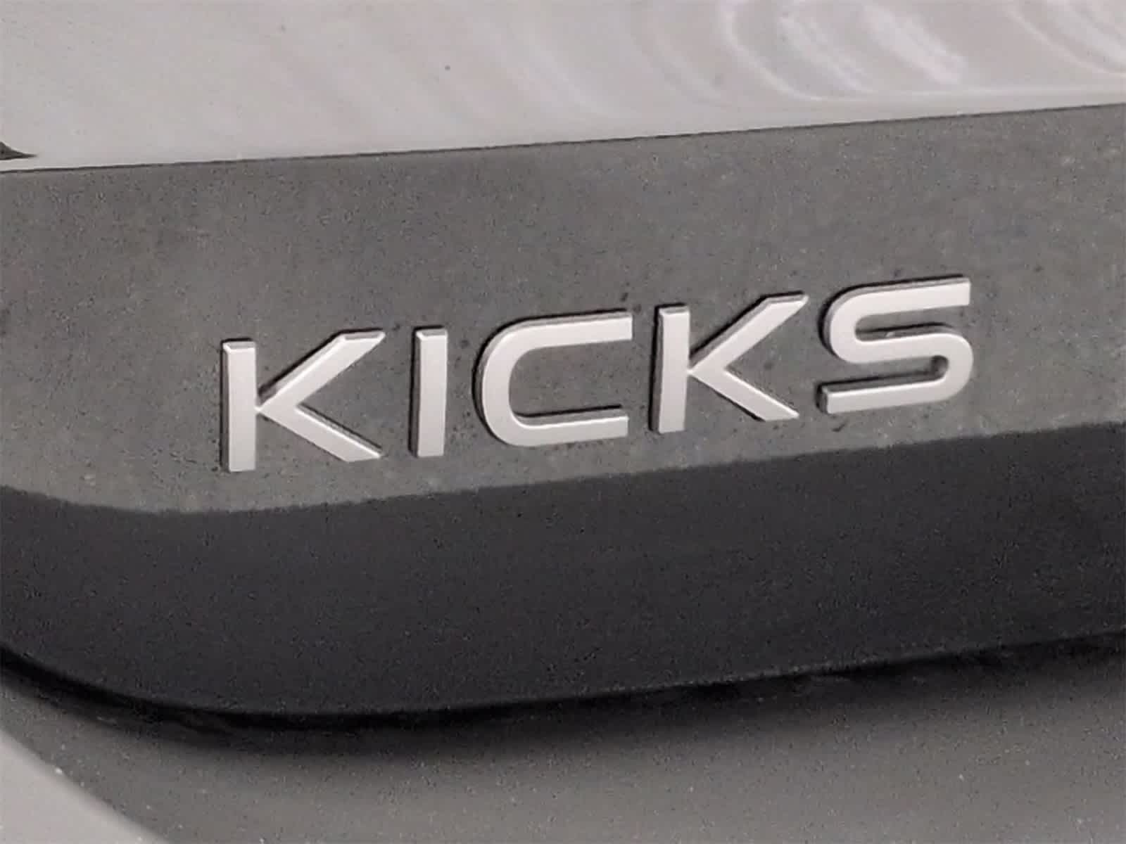 Thumbnail: 2026 Nissan Kicks - 13