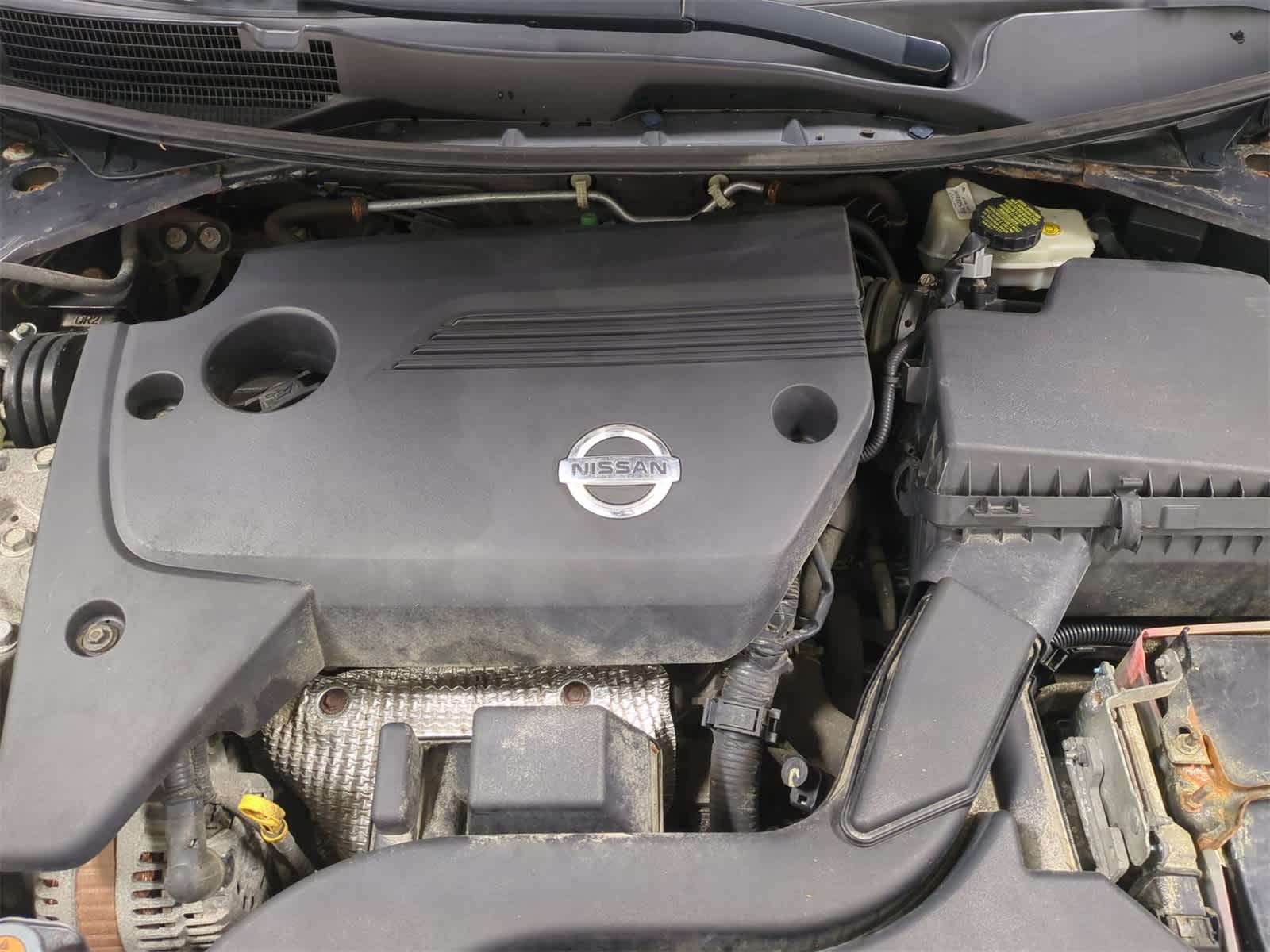Thumbnail: 2015 Nissan Altima - 15