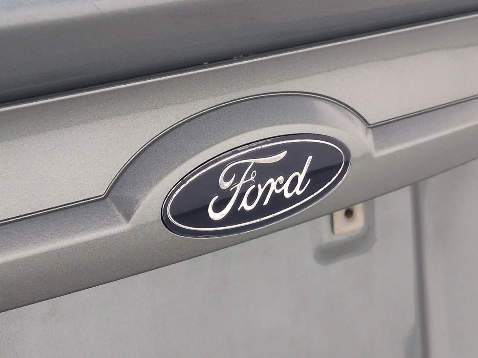 Thumbnail: 2006 Ford Taurus - 12