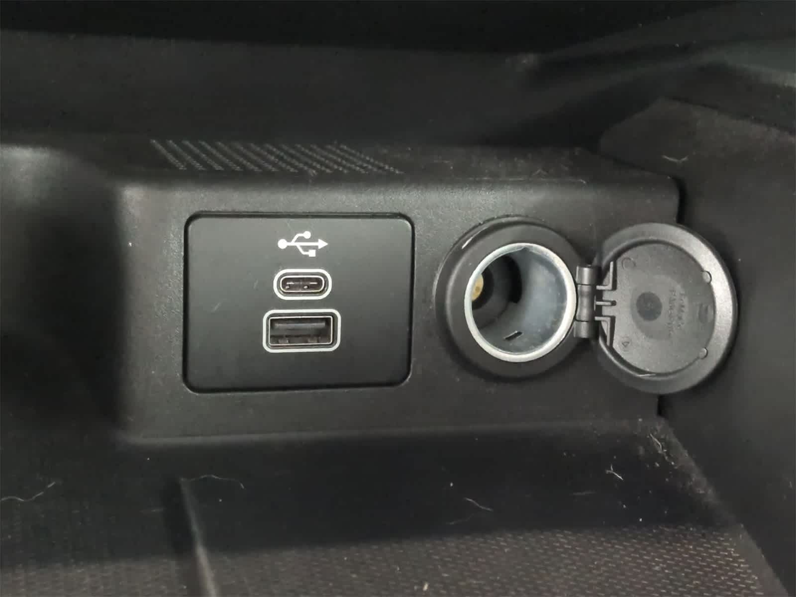 Thumbnail: 2025 Ford Escape - 31