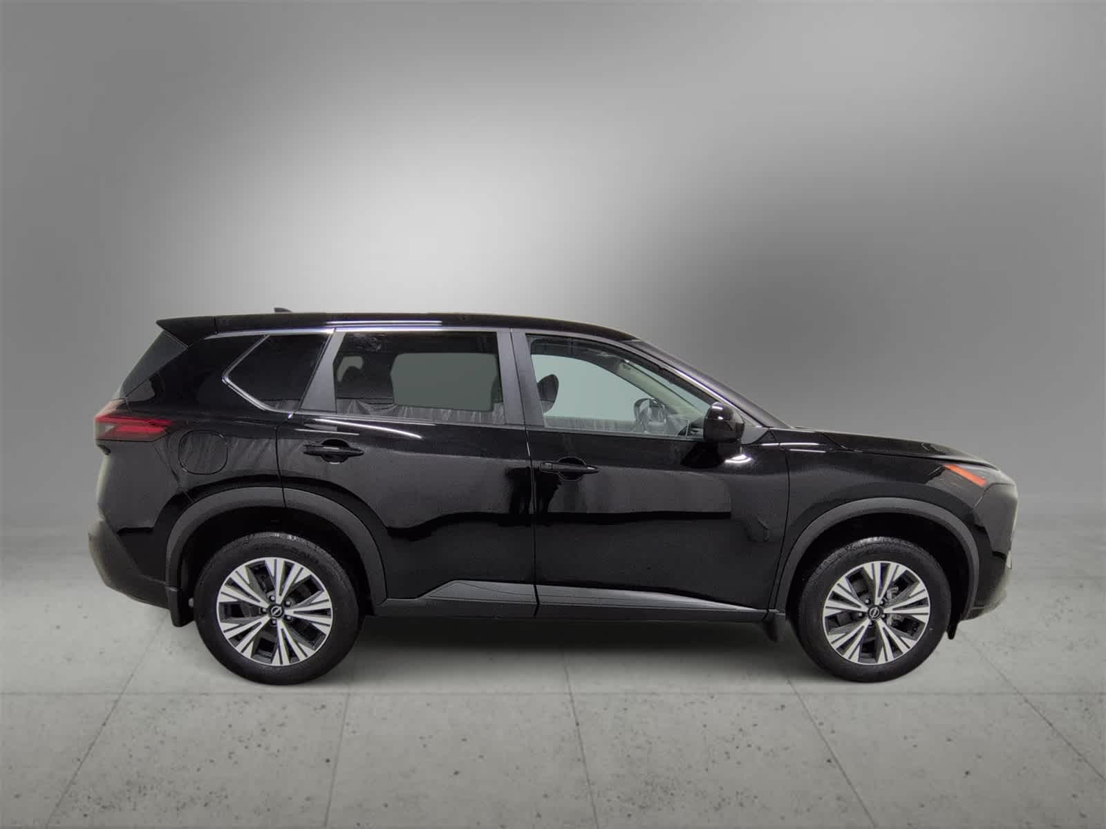 Thumbnail: 2023 Nissan Rogue - 9