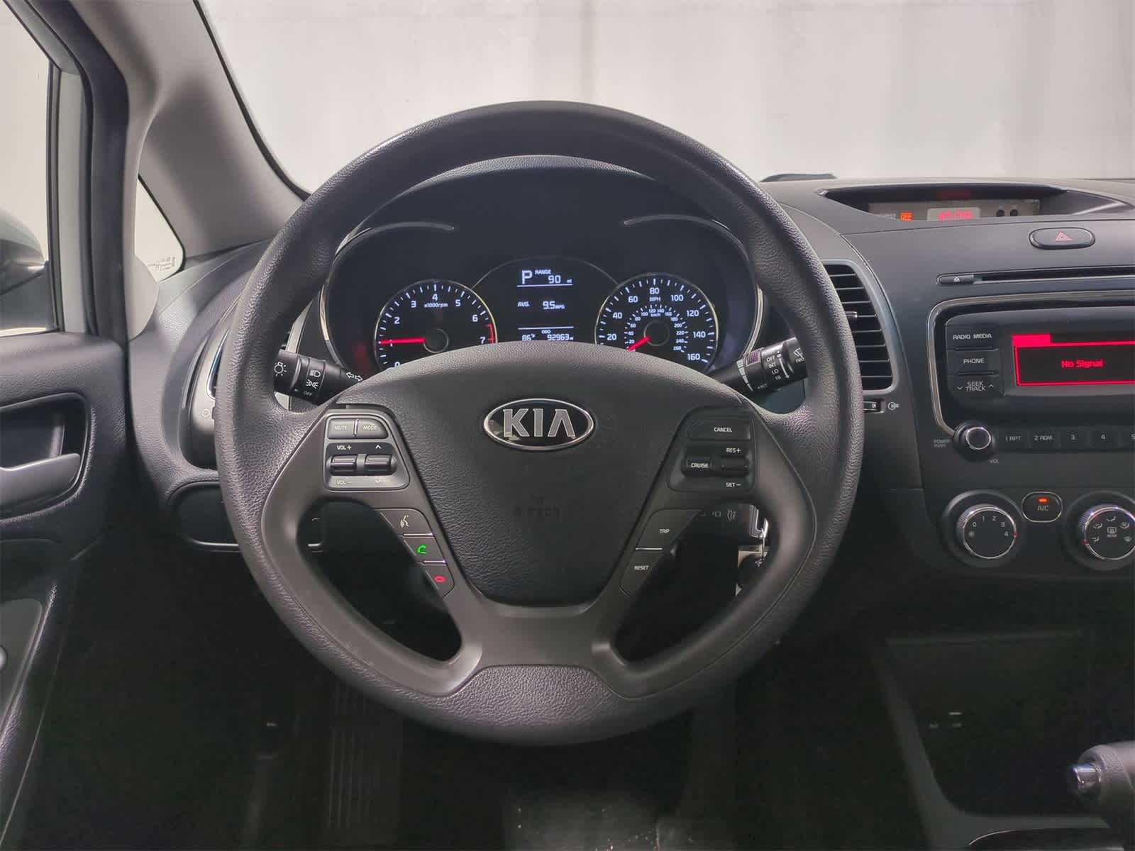 Thumbnail: 2018 Kia Forte - 22