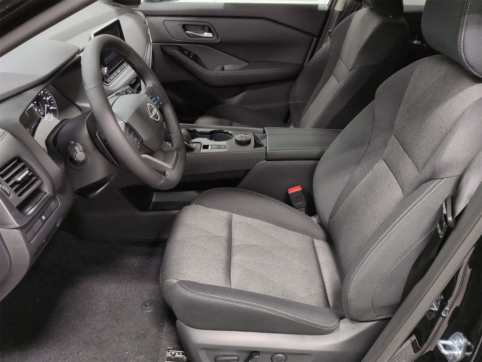 Thumbnail: 2026 Nissan Rogue - 17