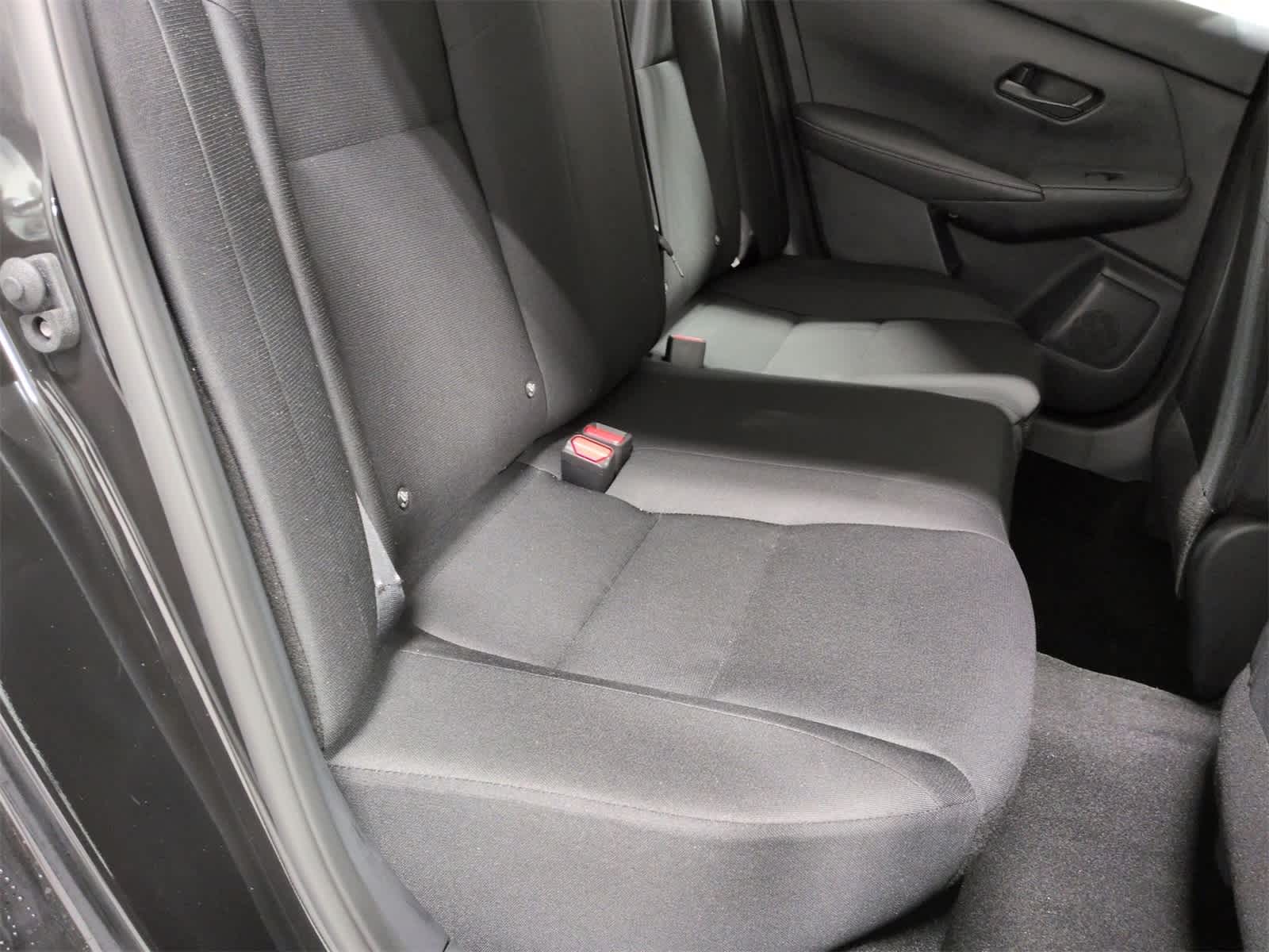 Thumbnail: 2025 Nissan Sentra - 21