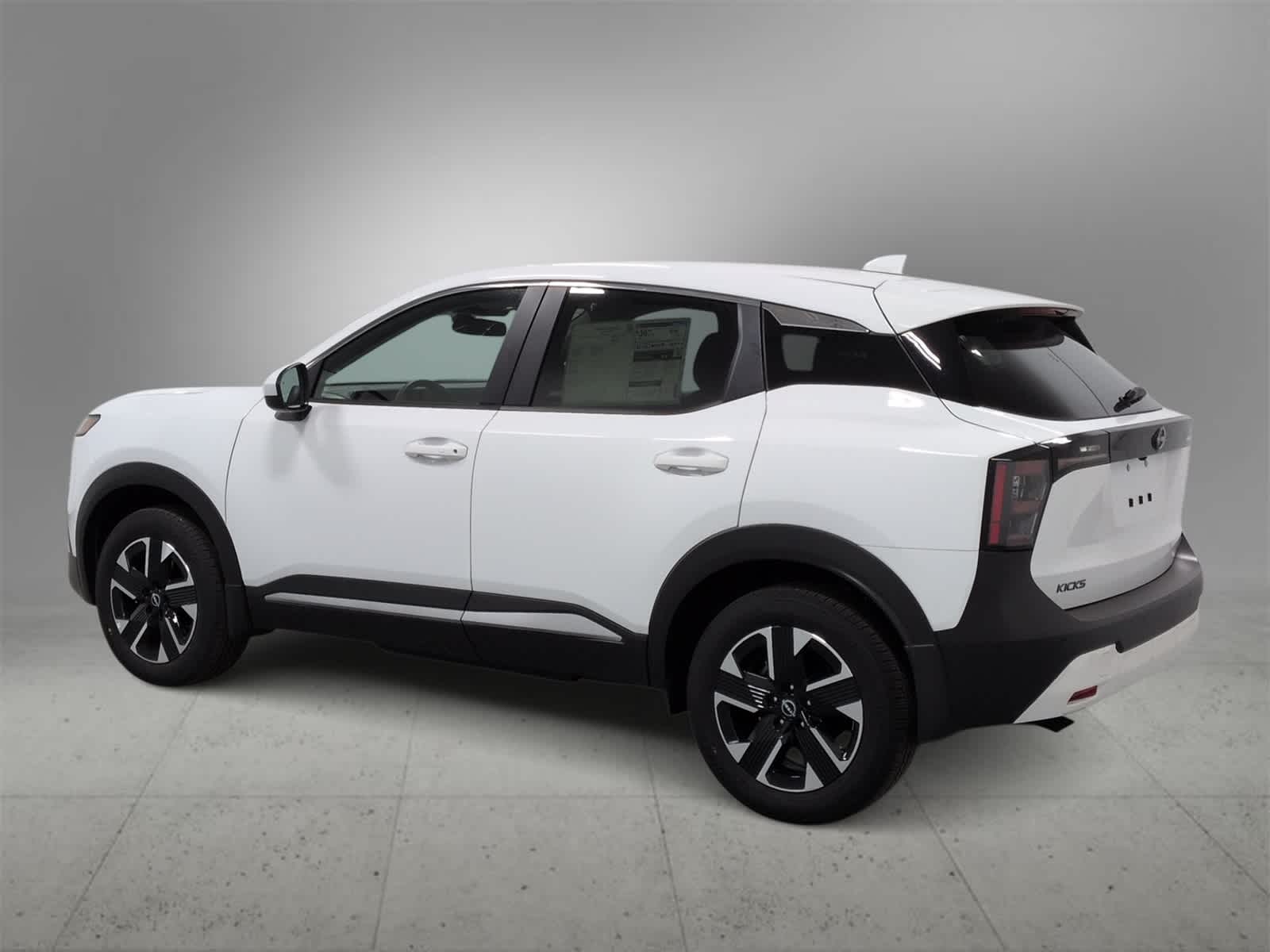 Thumbnail: 2025 Nissan Kicks - 6